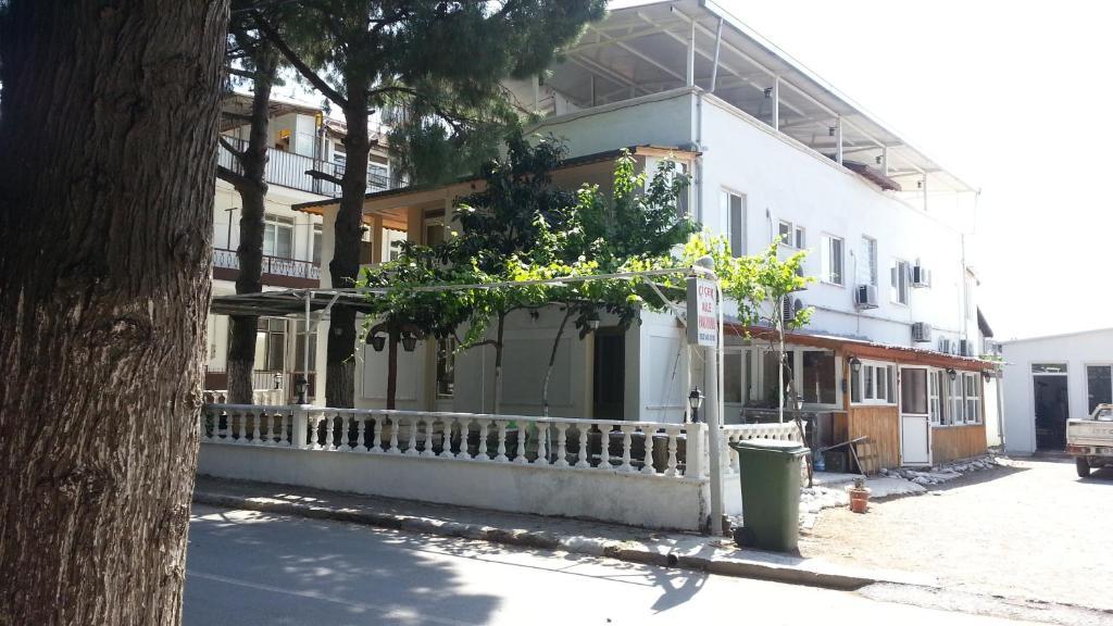 Ören Cicek Aile Pansiyonu מראה חיצוני תמונה